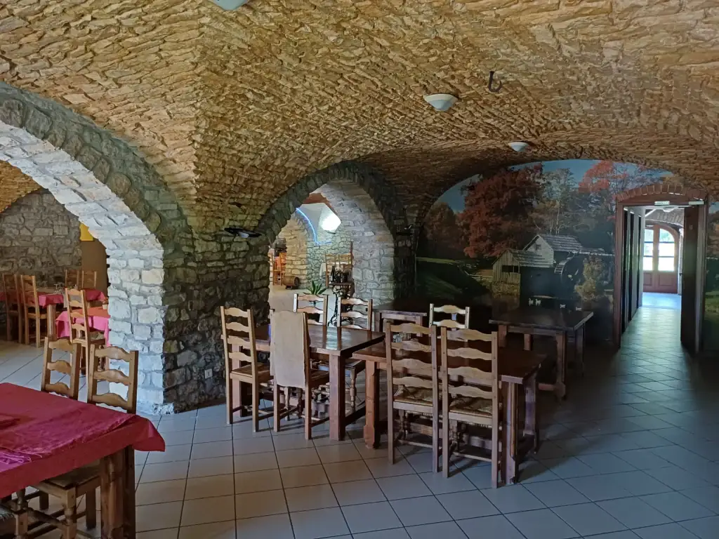 Notre Table d'Hôte Voûtée